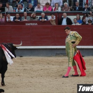 10-08-05_Bull_Fights_in_Madrid_Spain_73_r