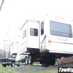 Hawg Hunters 2007 Mountaineer 336RLT Rear